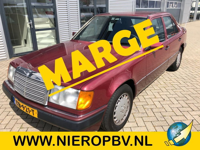 Mercedes-Benz E-Klasse foto 1