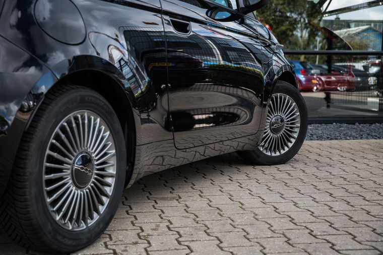 Fiat 500E C