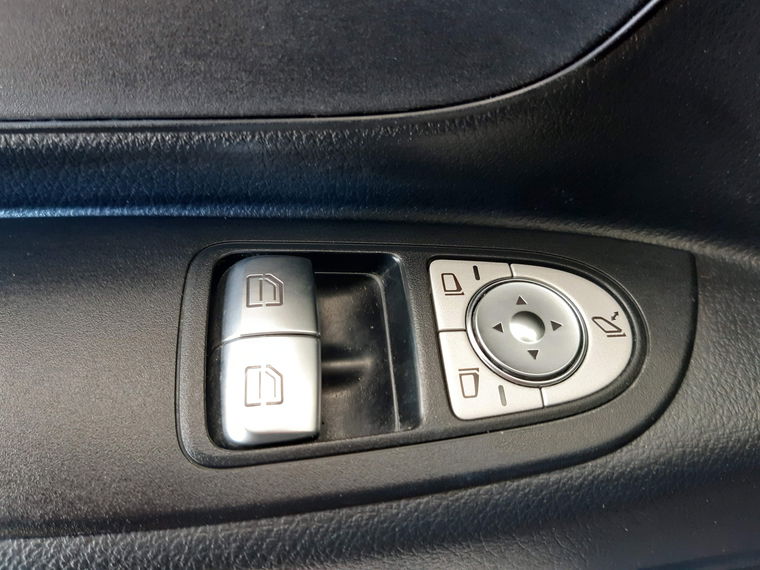 Mercedes-Benz eVito