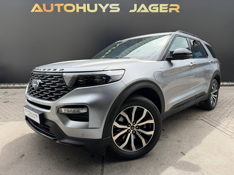 Ford Explorer foto 1