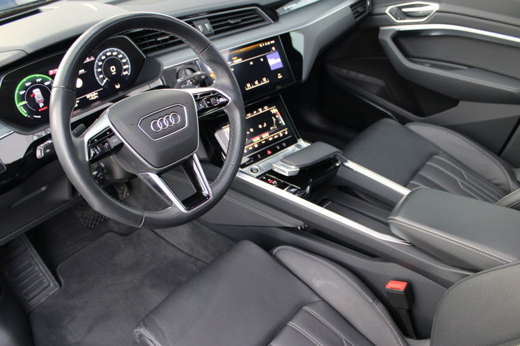 Audi Q8 e-tron