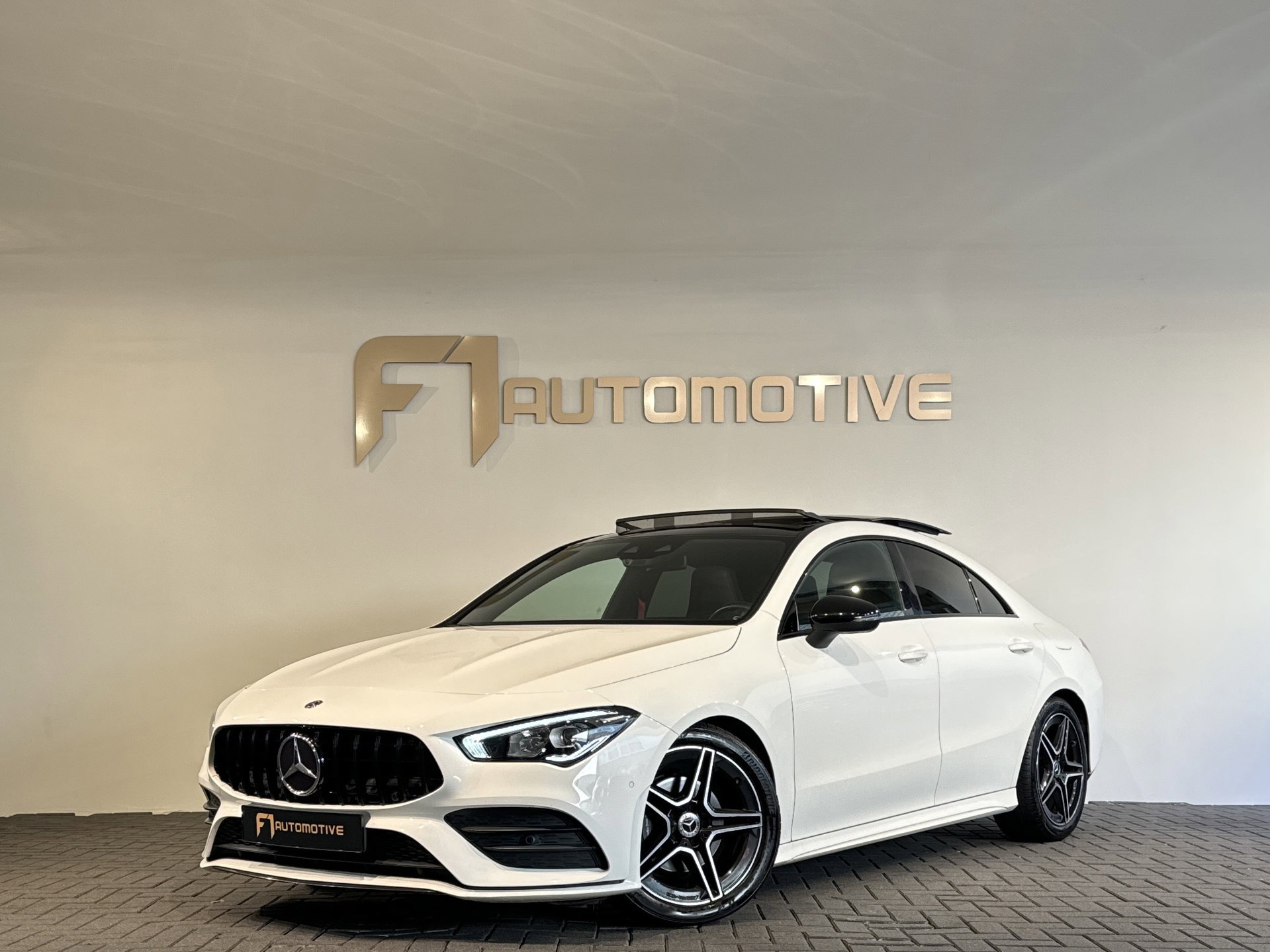 Foto van Mercedes-Benz CLA