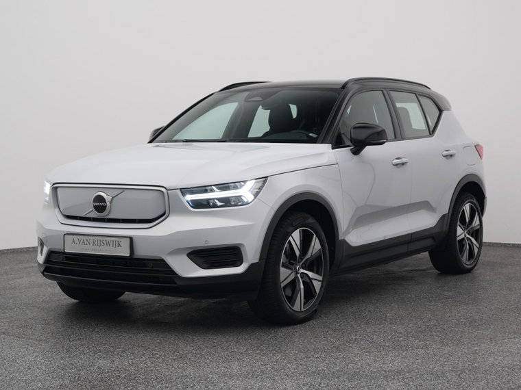 Volvo XC40 foto 1
