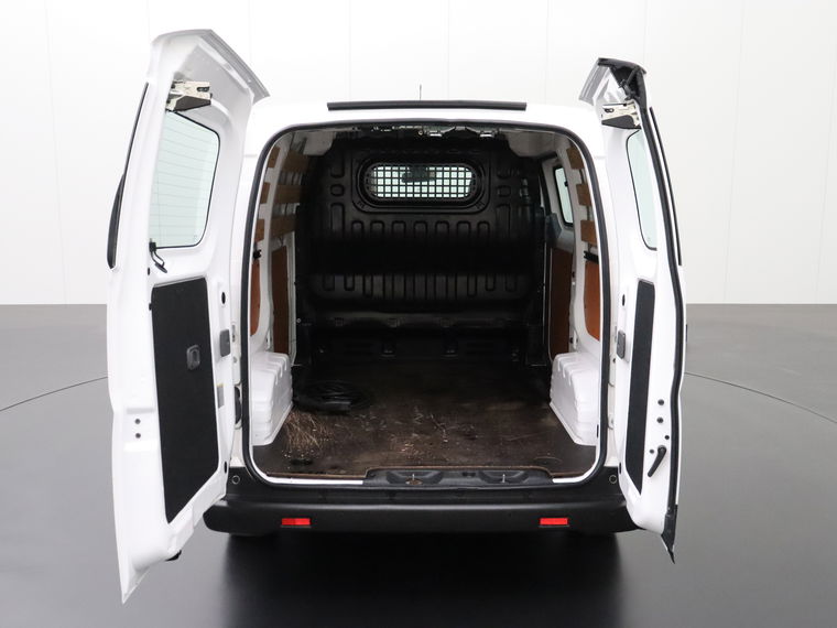 Nissan E-NV200