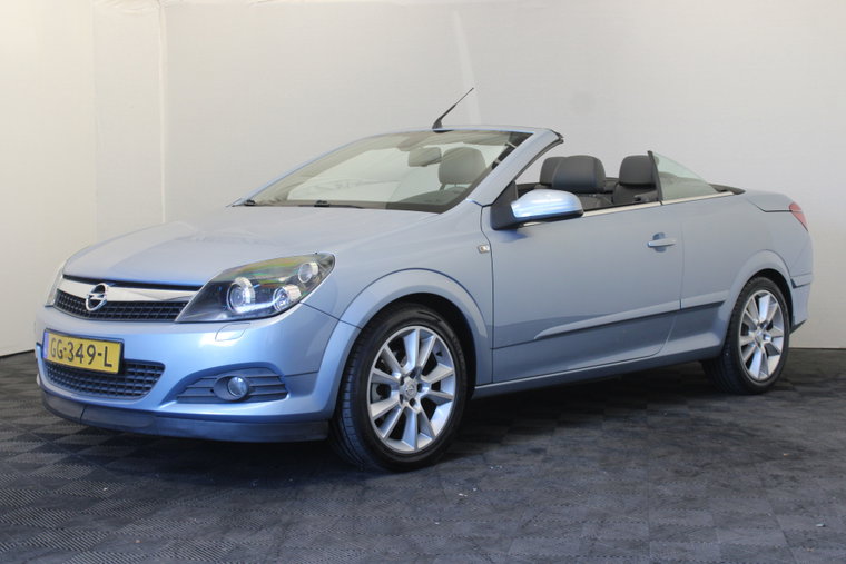 Opel Astra foto 1