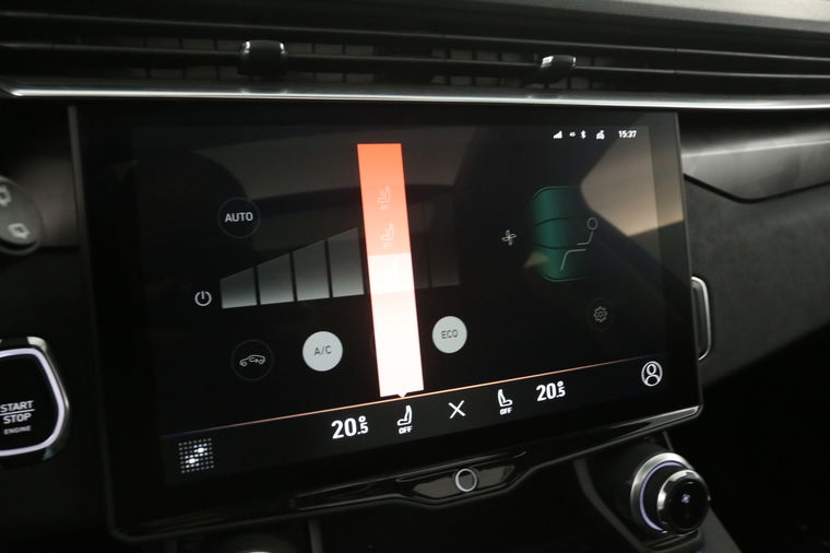 Lynk Co 01