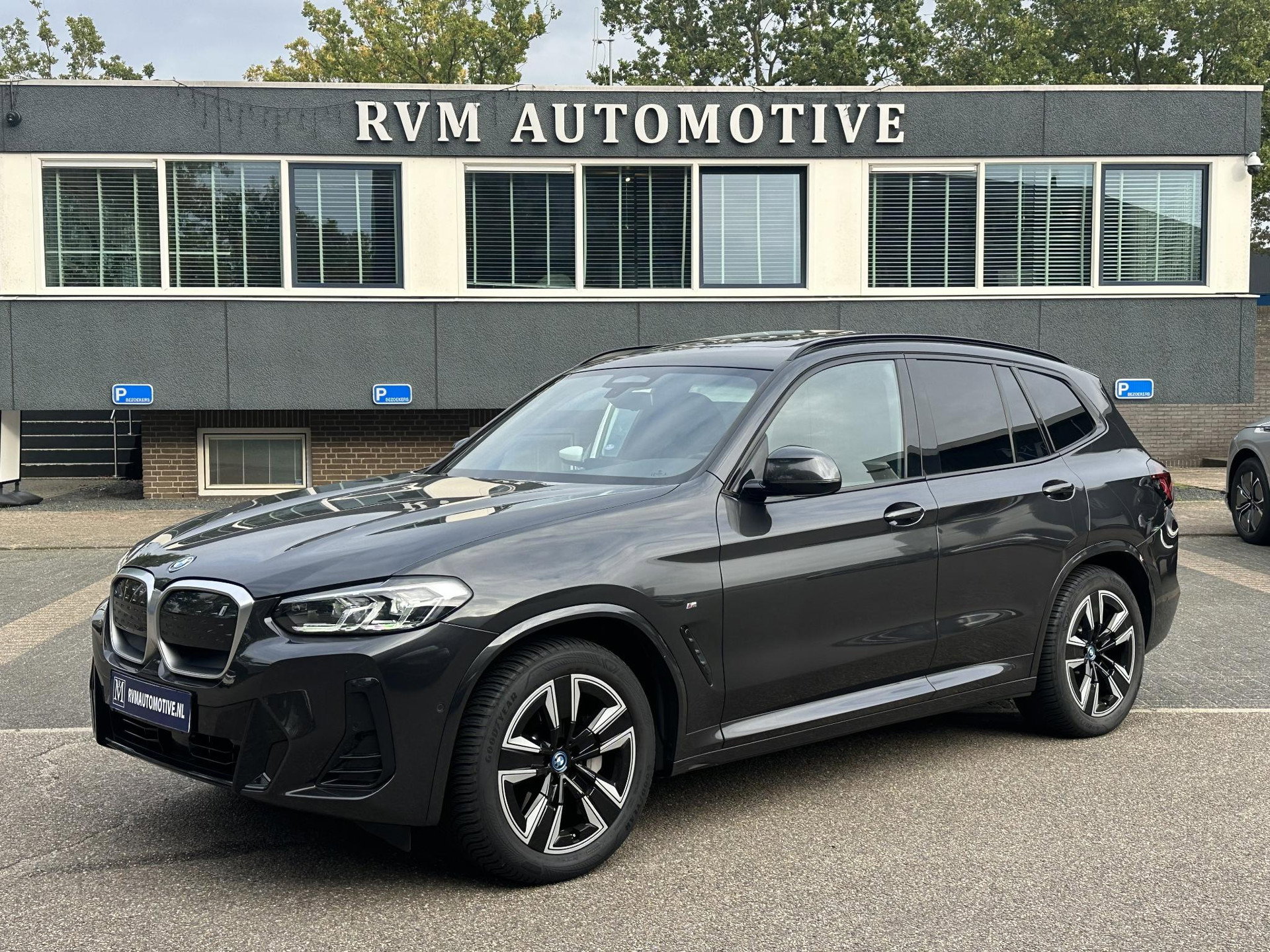 Foto van BMW iX3
