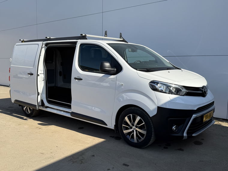 Toyota ProAce Long Worker