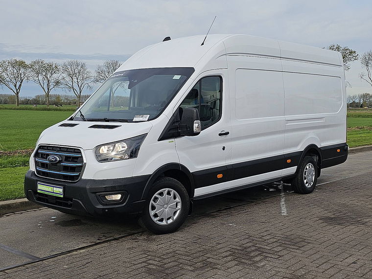 Foto van Ford E-Transit