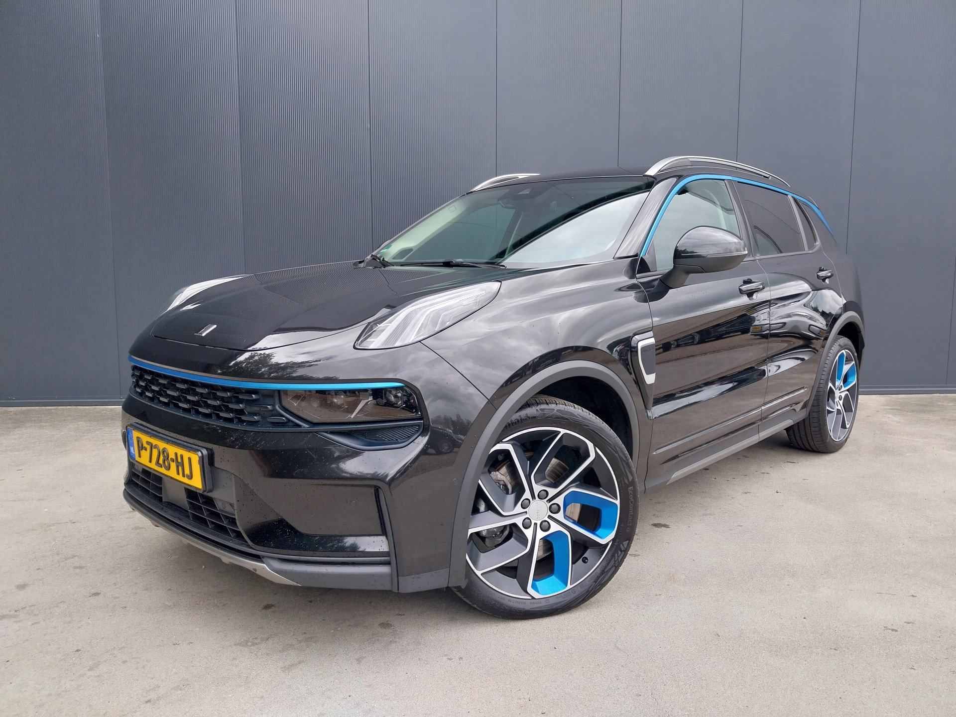 Foto van Lynk & Co 01