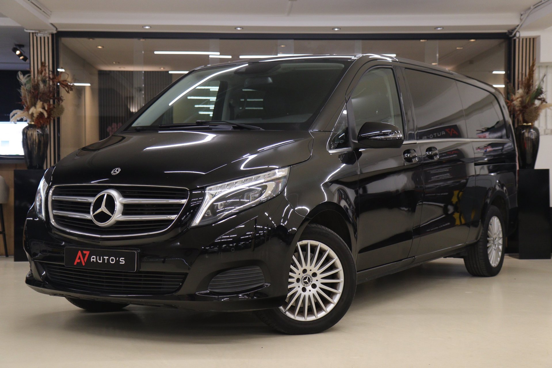Foto van Mercedes-Benz V-Klasse