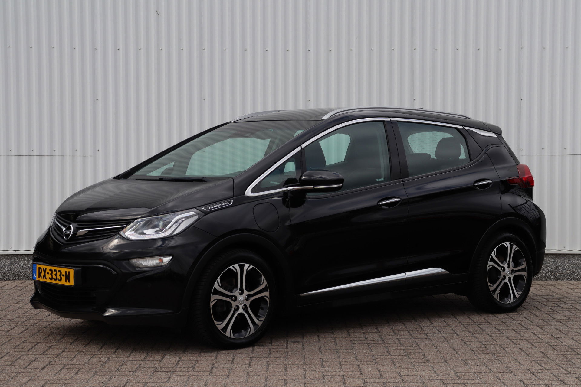 Foto van Opel Ampera-E