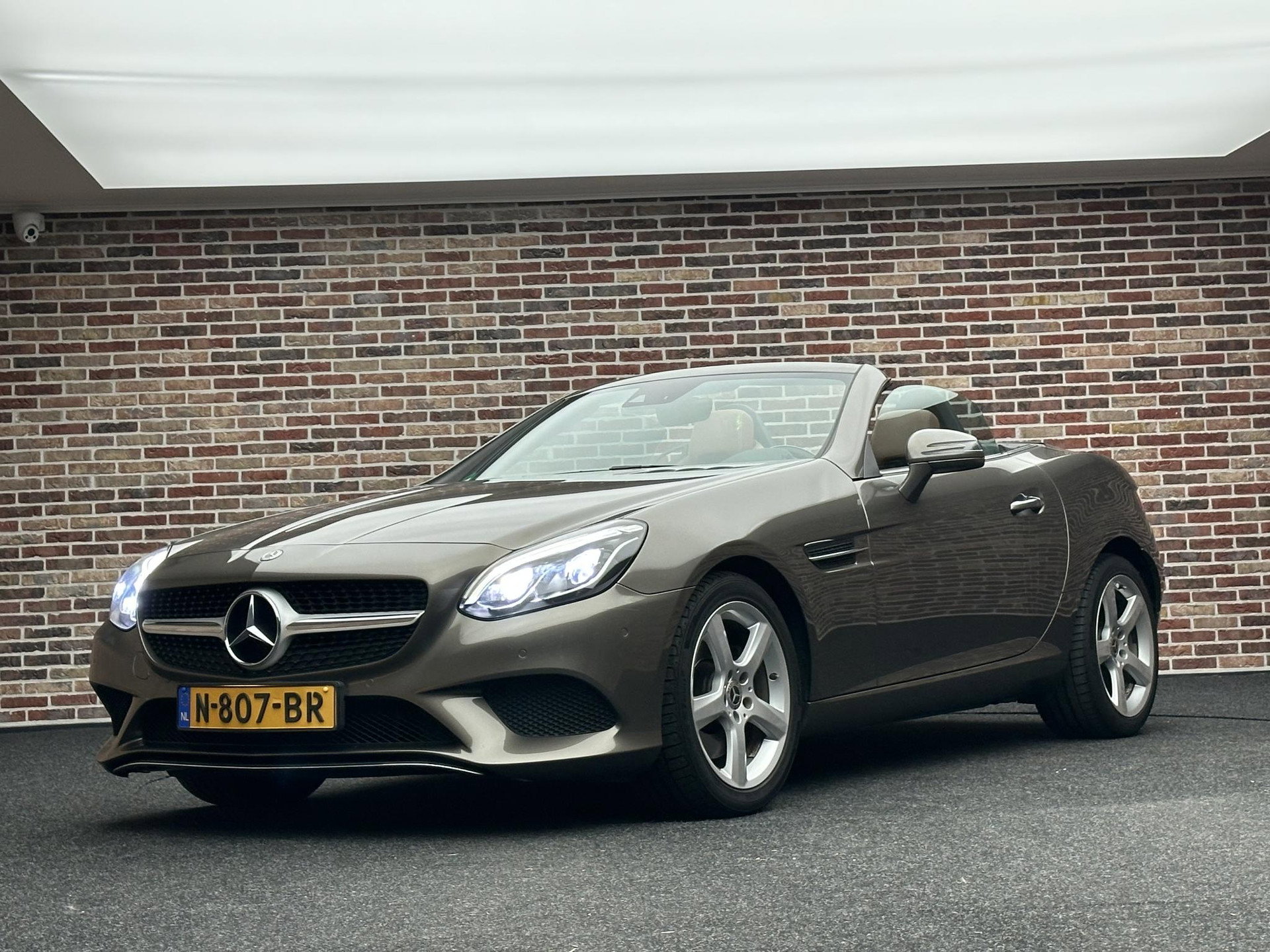 Foto van Mercedes-Benz SLC