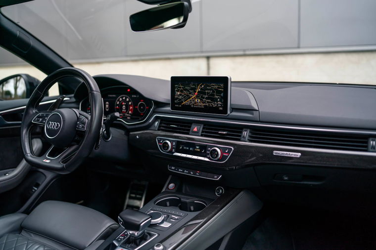 Audi S5