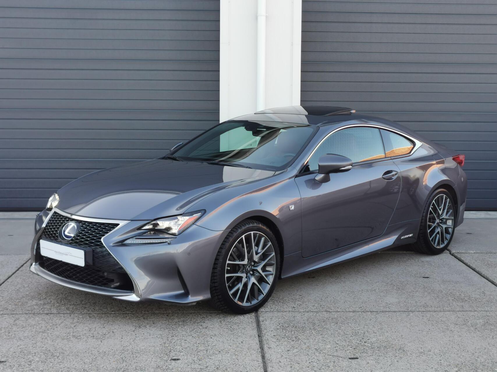 Foto van Lexus RC