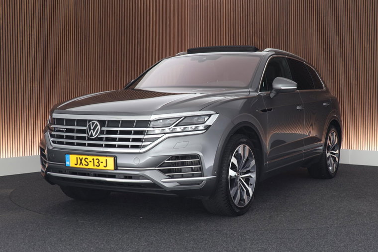 Volkswagen Touareg foto 1