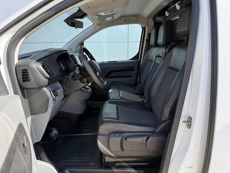 Toyota ProAce Long Worker