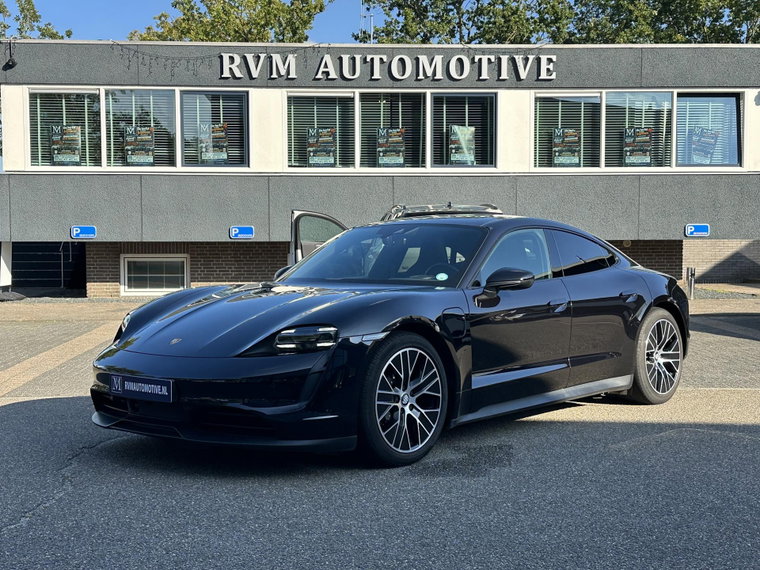 Foto van Porsche Taycan