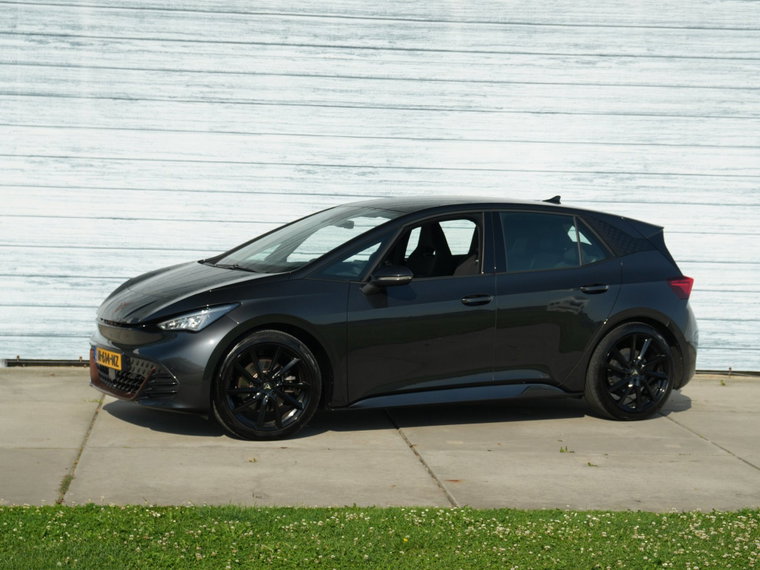 Foto van CUPRA Born