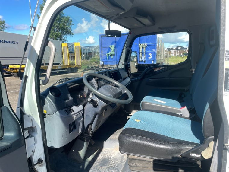 Mitsubishi Canter