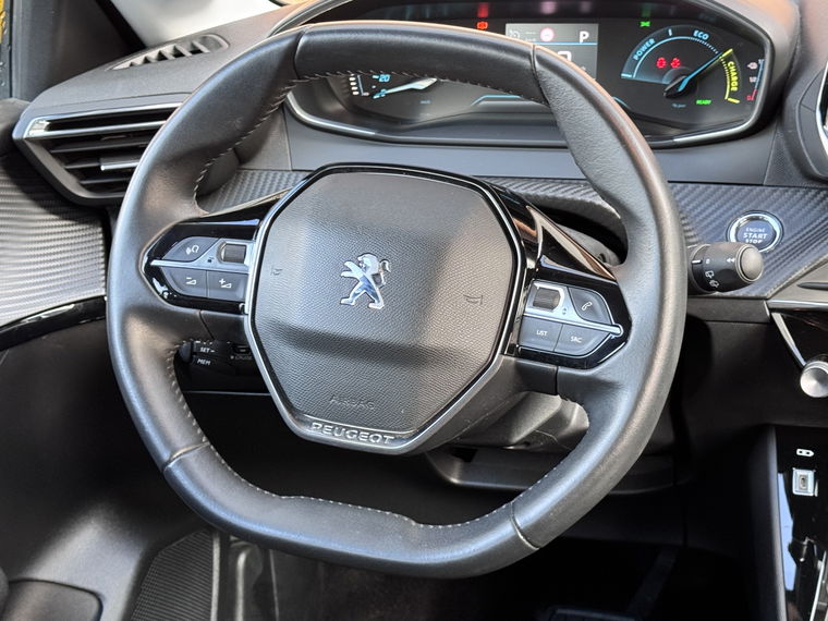 Peugeot e-208