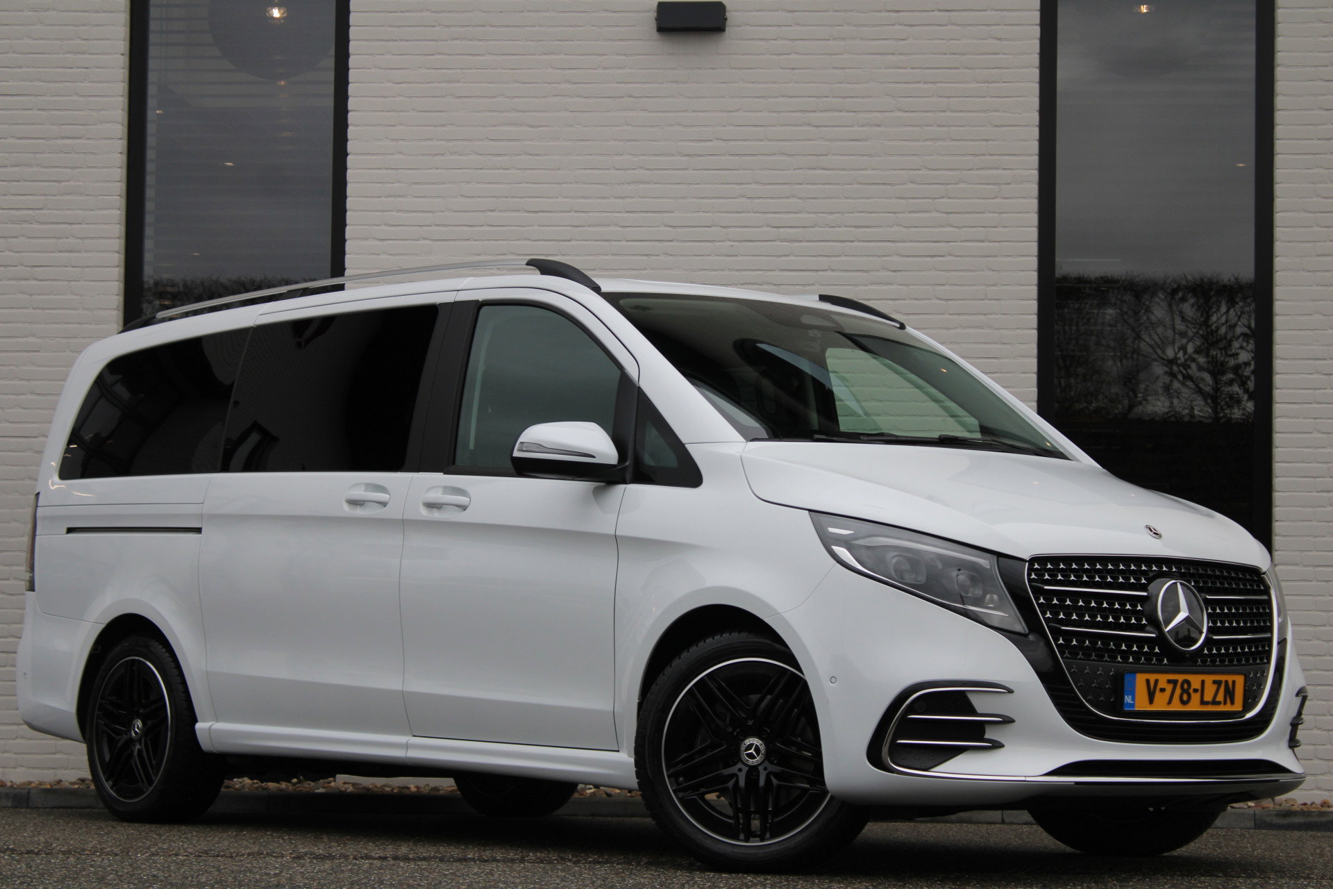 Foto van Mercedes-Benz V-Klasse