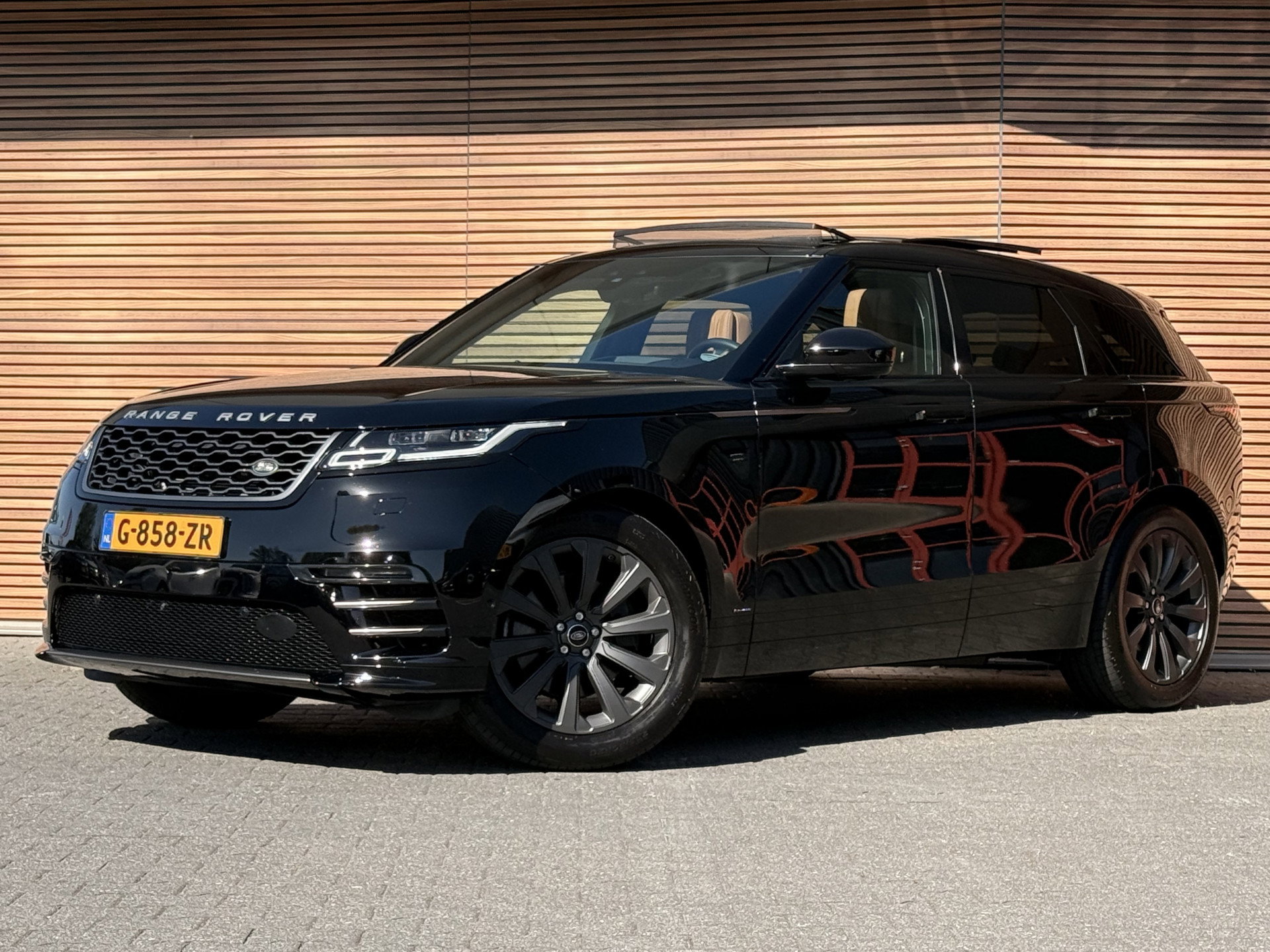 Foto van Land Rover Range Rover Velar