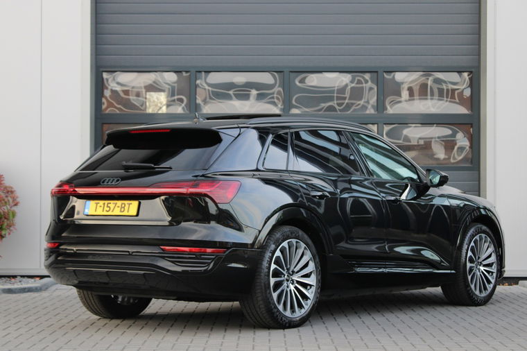 Audi Q8 e-tron