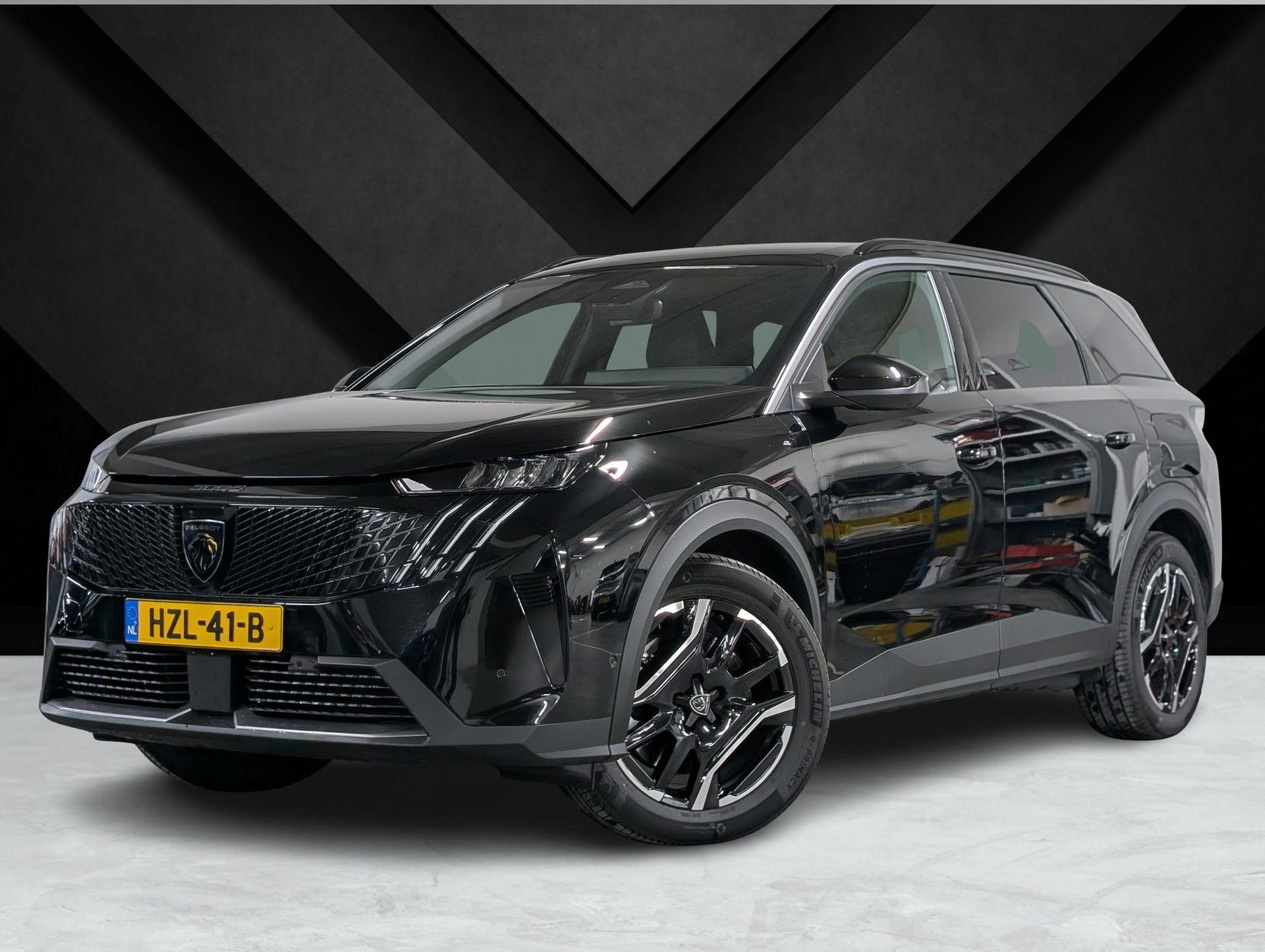 Foto van Peugeot E-5008