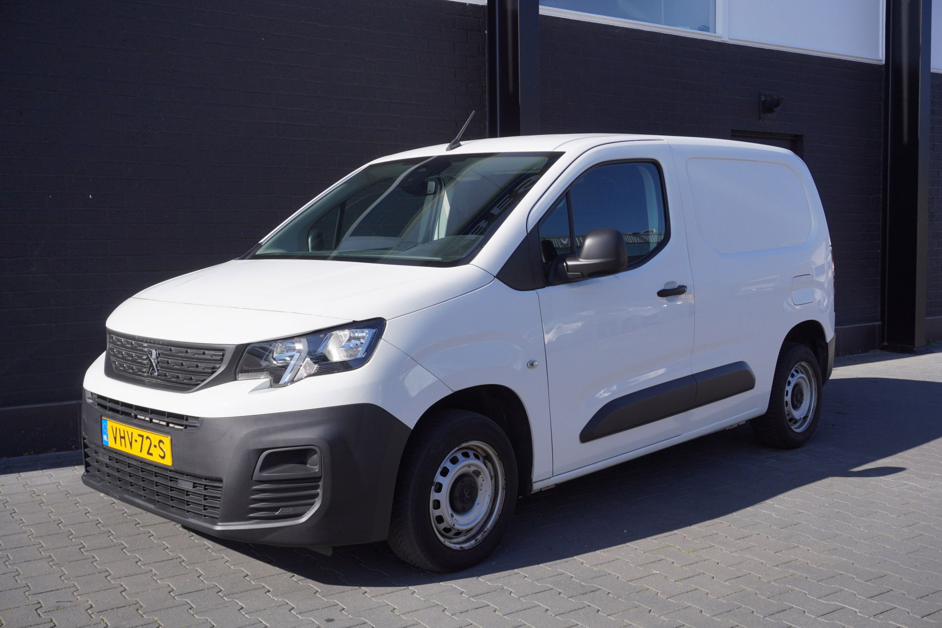 Foto van Peugeot Partner