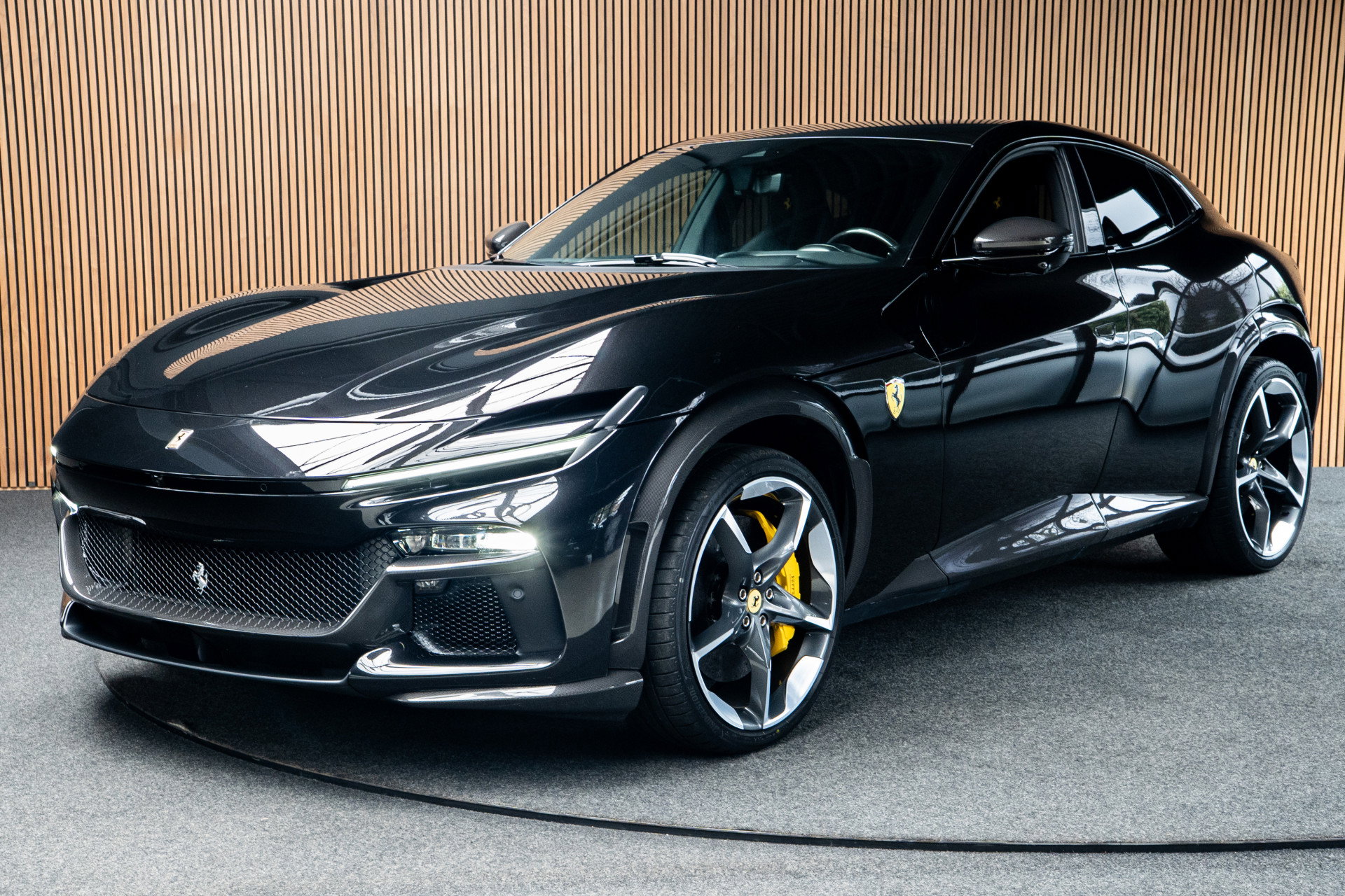 Foto van Ferrari Purosangue