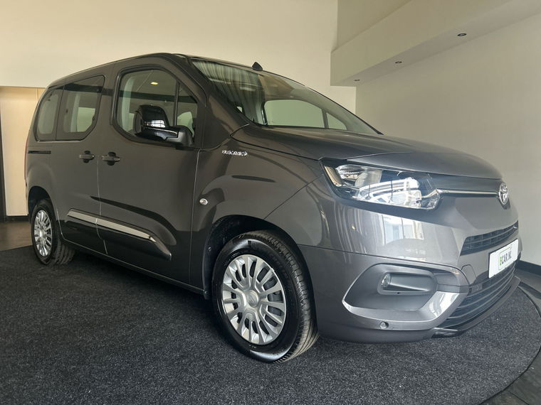 Foto van Toyota PROACE CITY VERSO Electric Shuttle |