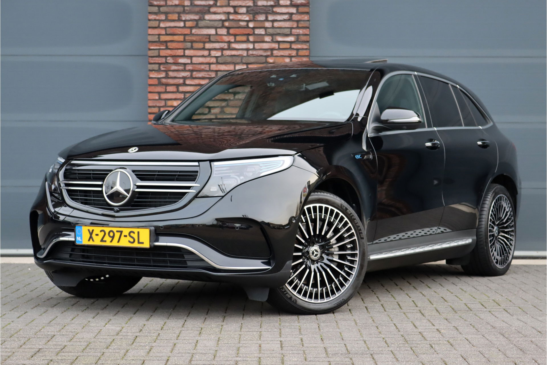 Foto van Mercedes-Benz EQC