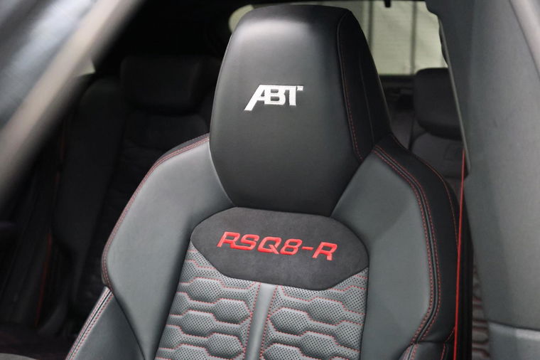 Audi RSQ8