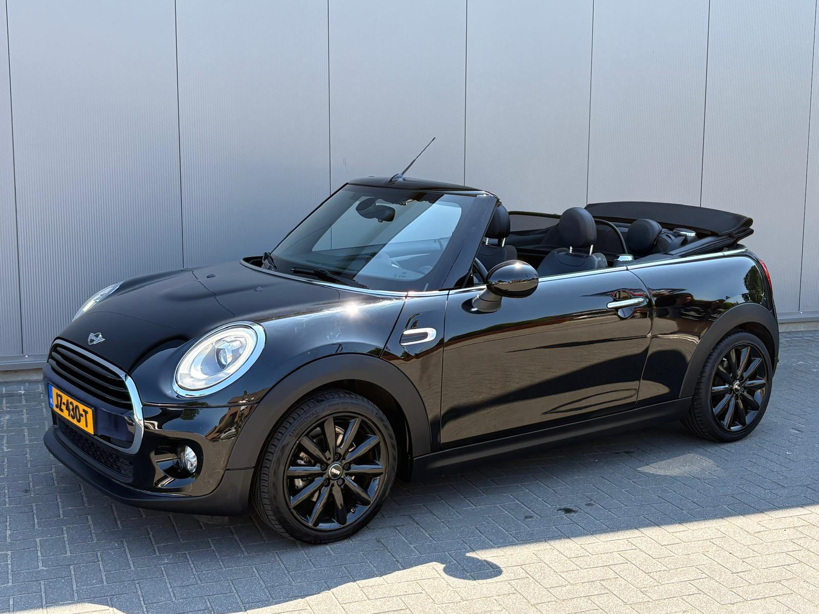 Foto van MINI Cooper Cabrio