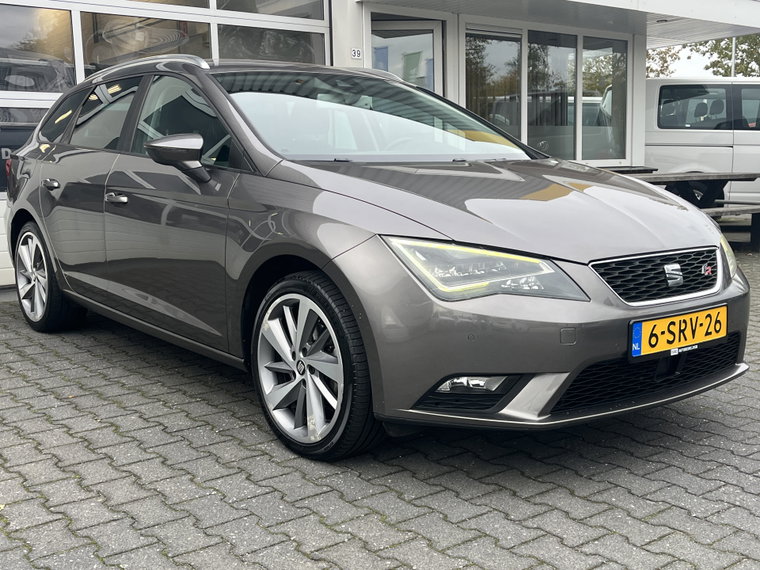 SEAT Leon foto 1