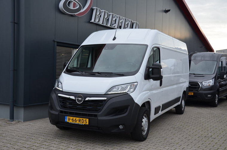 Opel Movano