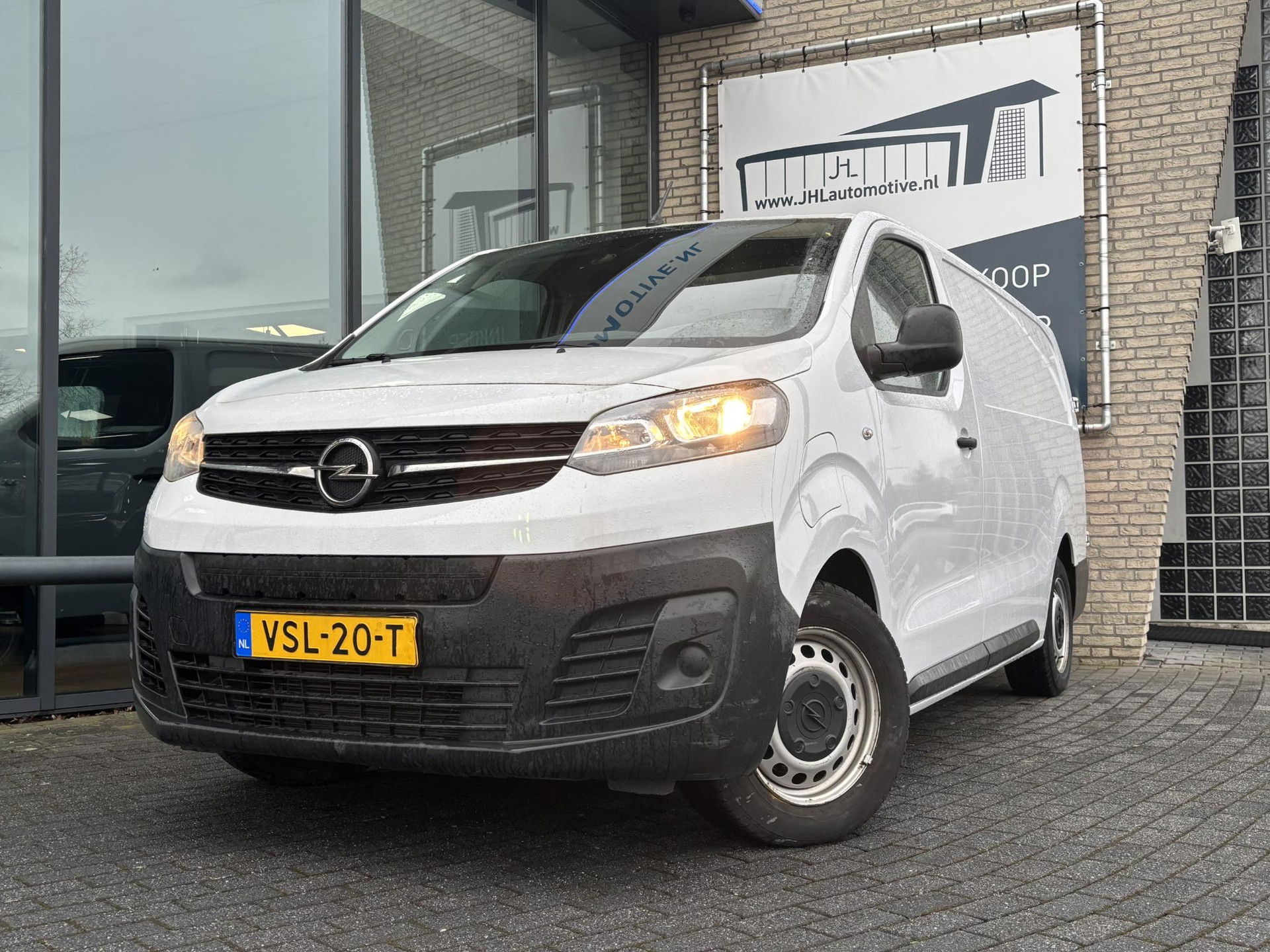 Foto van Opel Vivaro-e