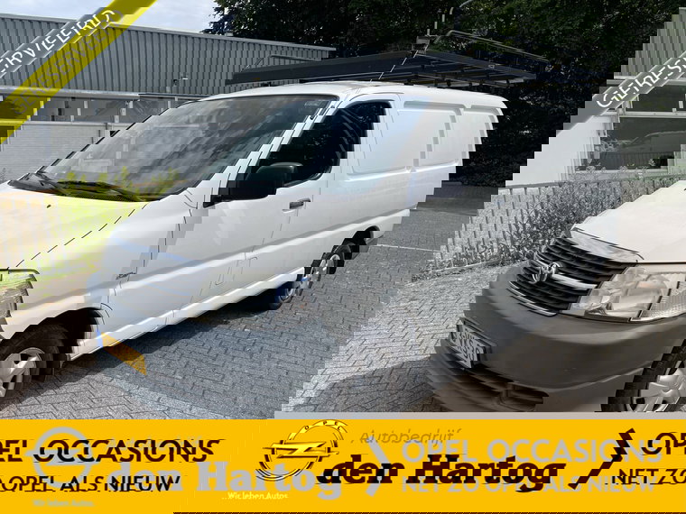 Foto van Toyota HiAce