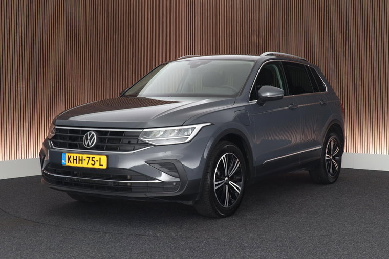 Volkswagen Tiguan foto 1