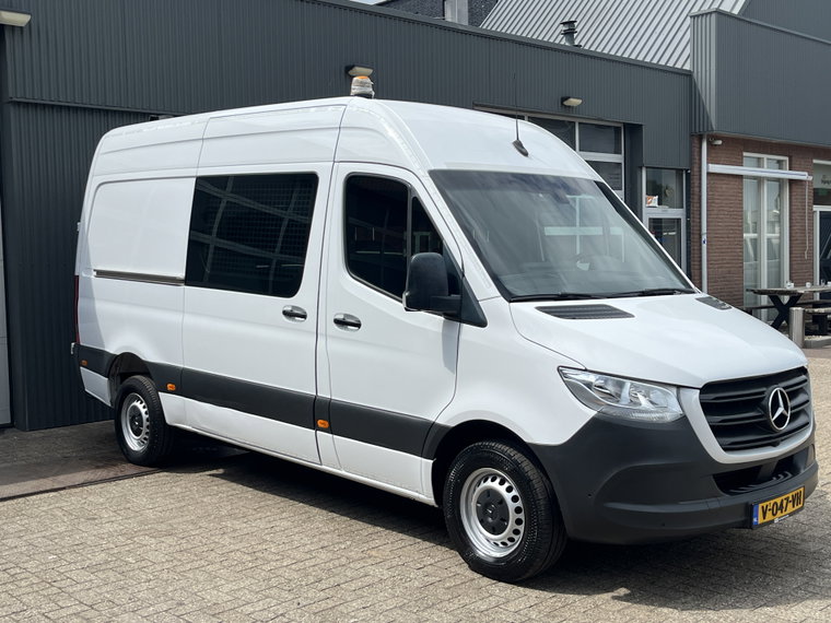 Mercedes-Benz Sprinter foto 1