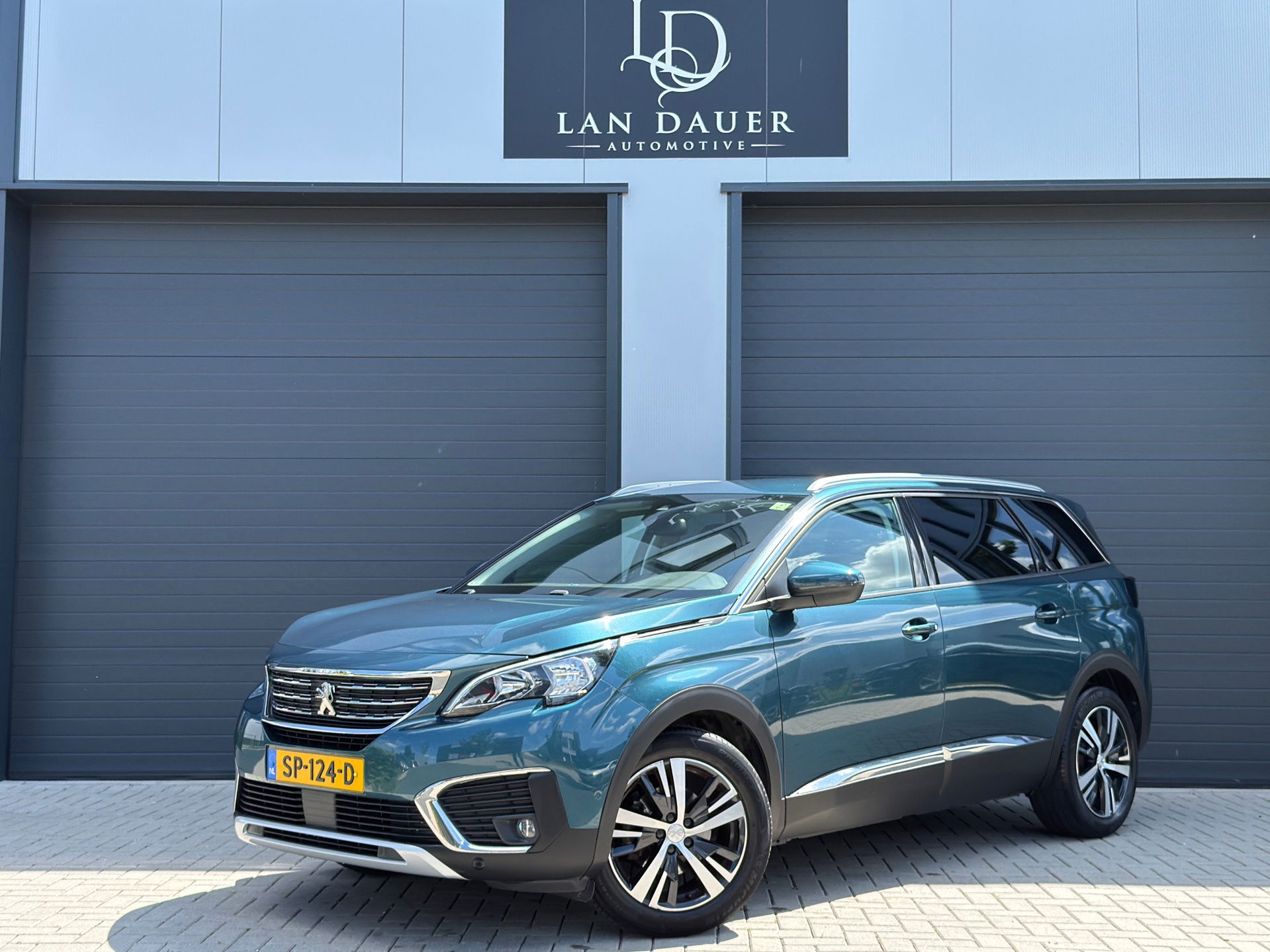 Foto van Peugeot 5008
