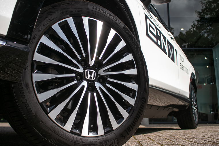 Honda e:Ny1