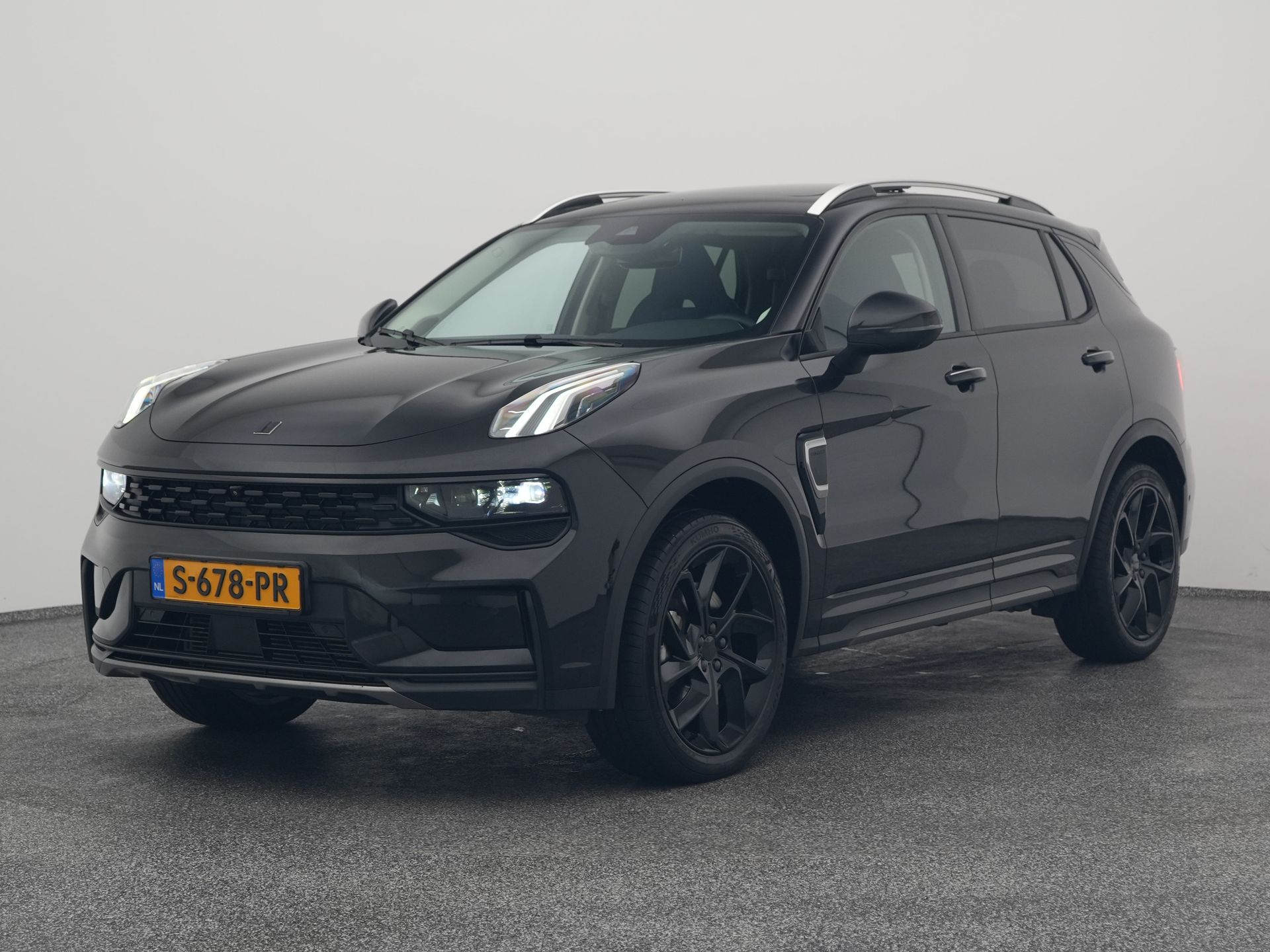 Foto van Lynk & Co 01