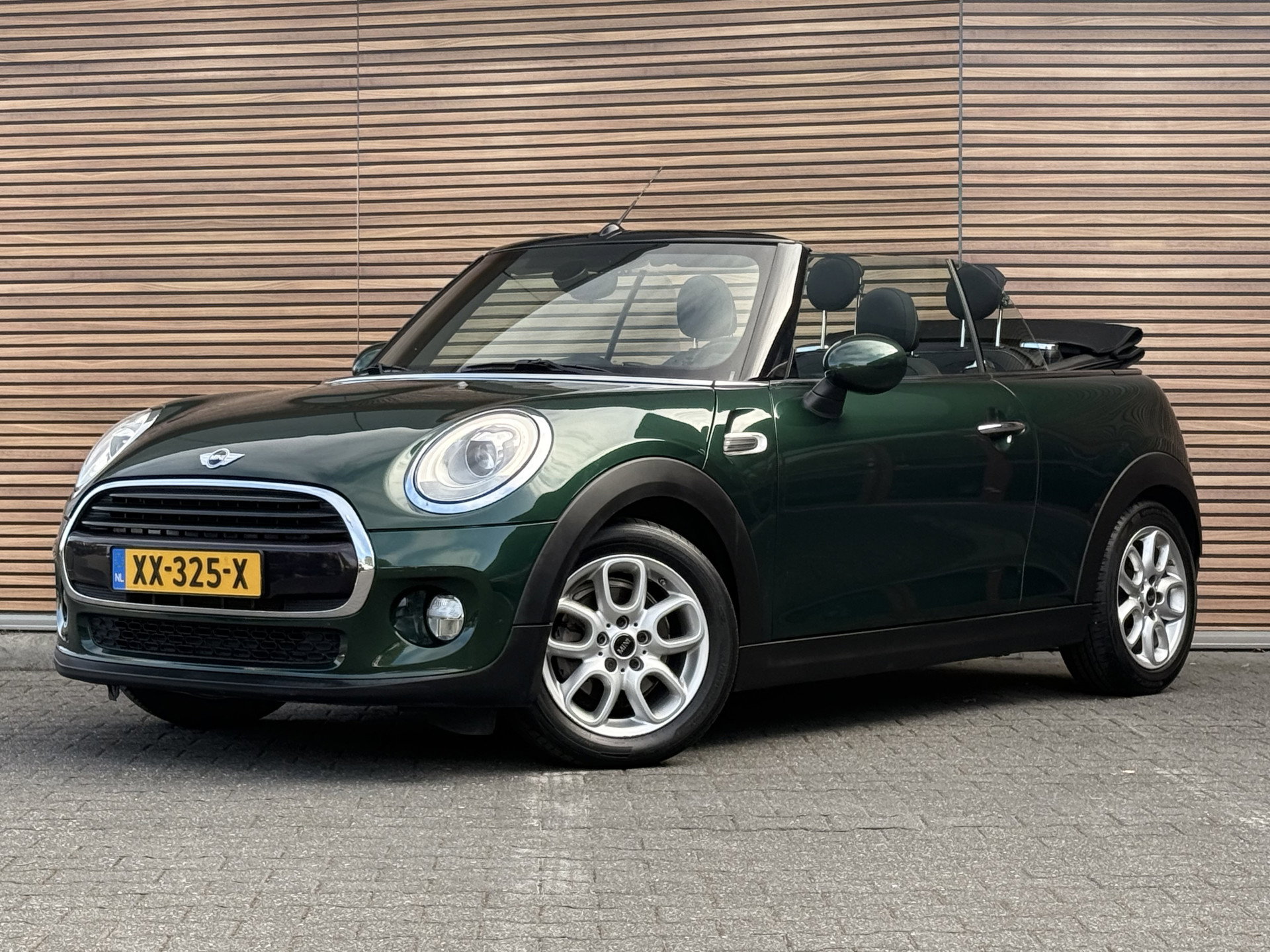 Foto van MINI Cooper Cabrio