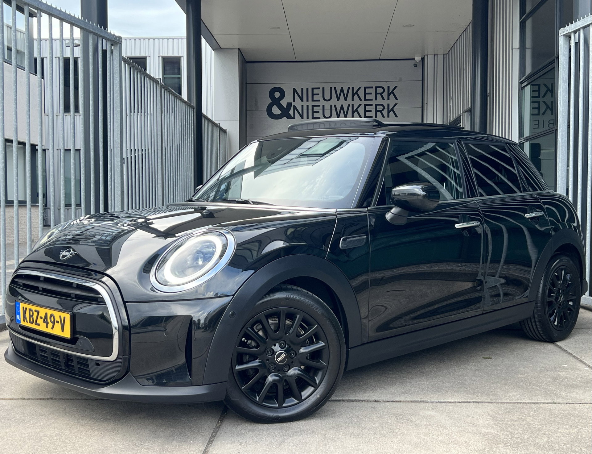 Foto van MINI 5-Deurs