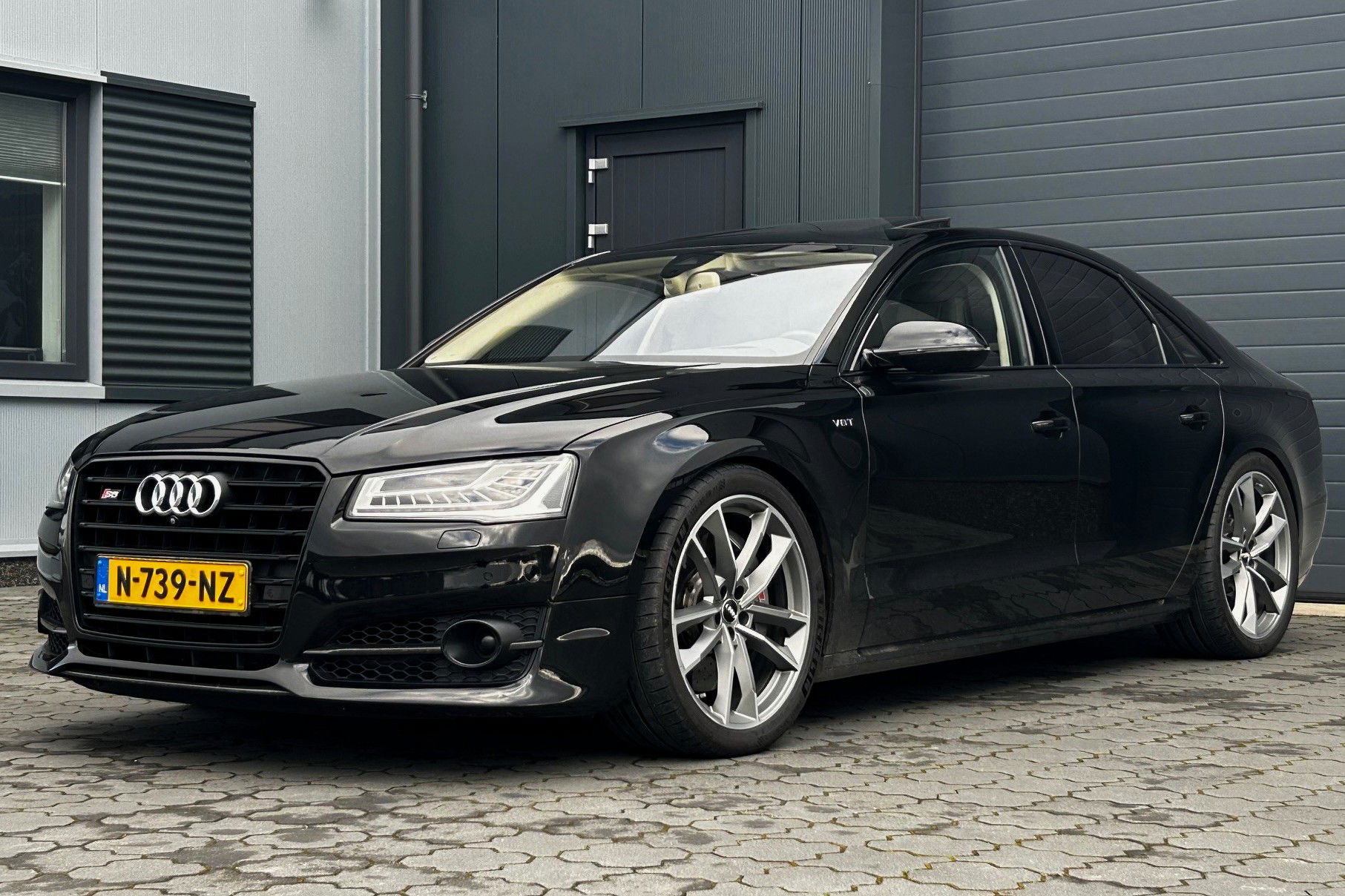 Foto van Audi S8