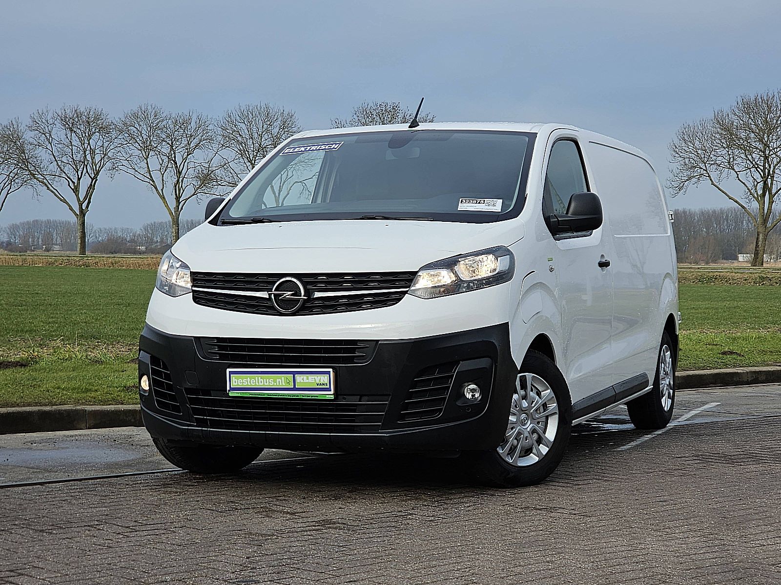 Foto van Opel Vivaro-e
