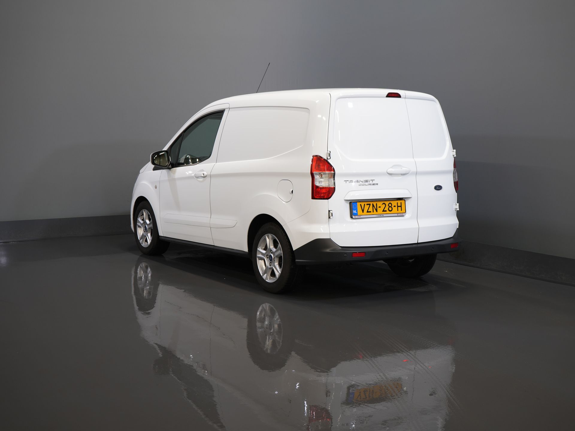 Foto van Ford Transit Courier