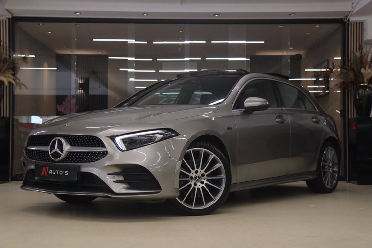 Mercedes-Benz A-Klasse foto 1